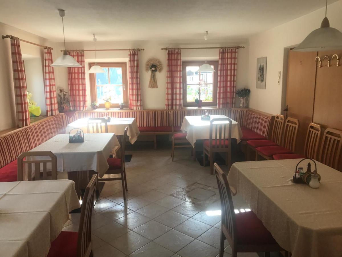 Gasthof Wacht Untertilliach Esterno foto