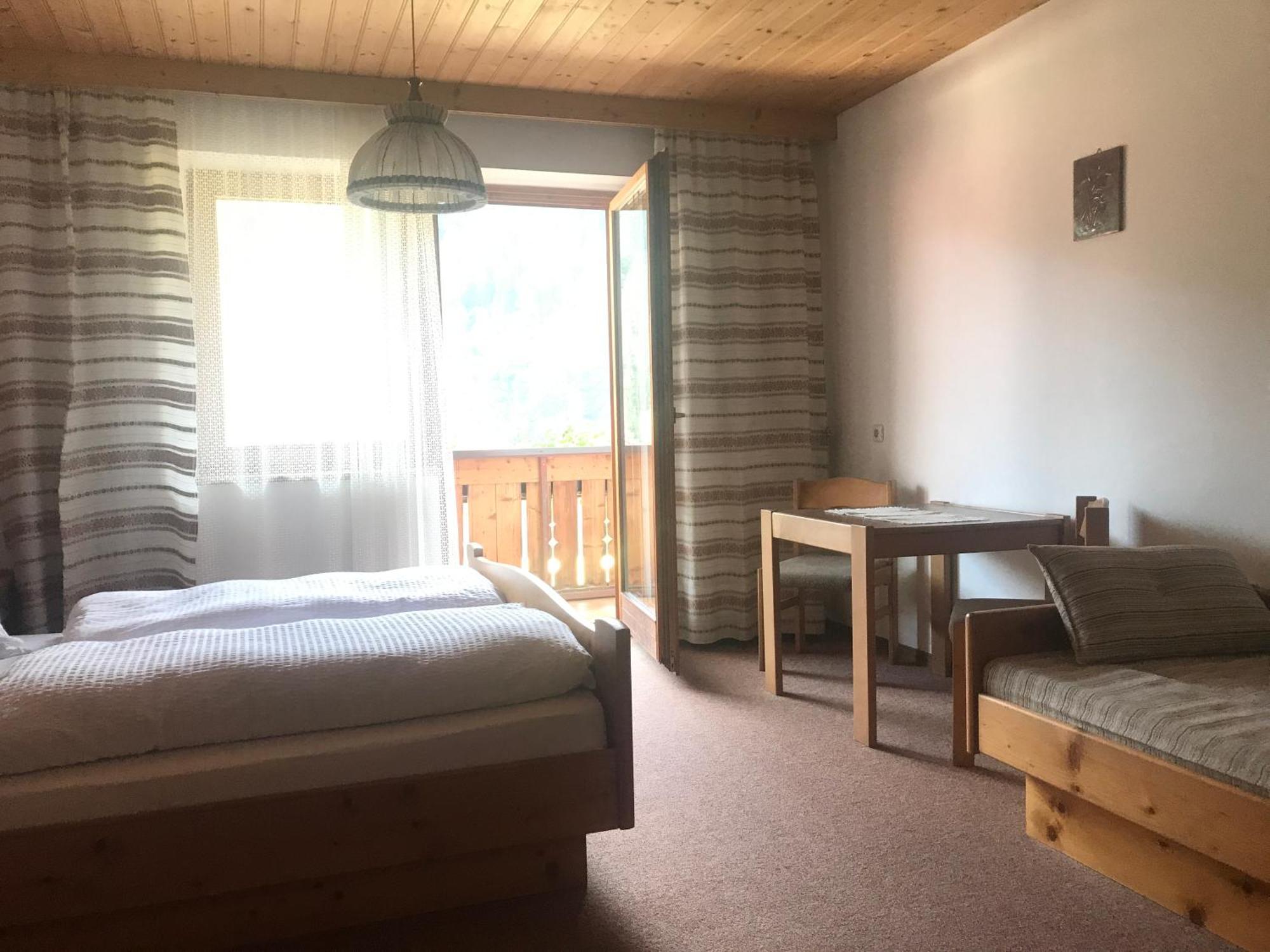Gasthof Wacht Untertilliach Camera foto